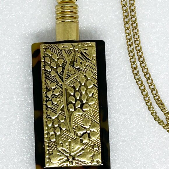 Cabi "Zelda" Tortoise Design Perfume Bottle Pendant Necklace w Botanical Design - Picture 3 of 9